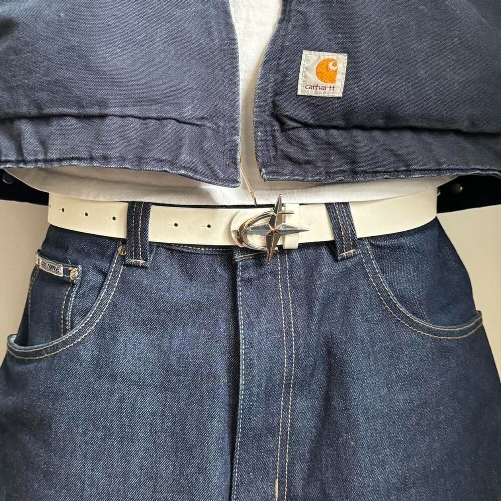 y2k 2000s chrome star futuristic emblem white and silver slim belt